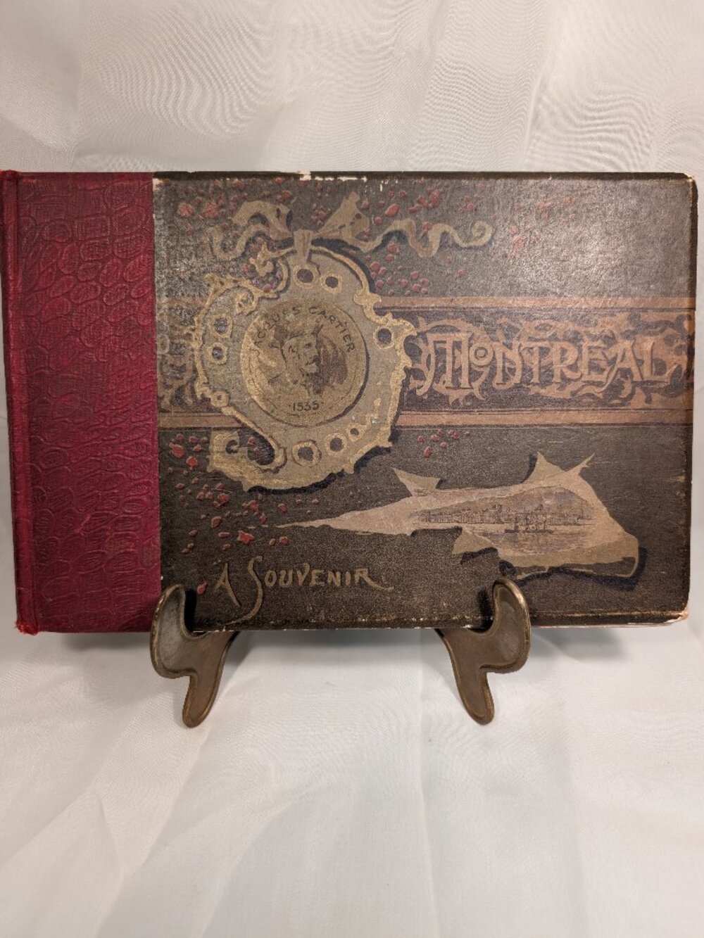 Antique Montreal: A Souvenir Victorian Pictorial Souvenir Book – Montreal Canada